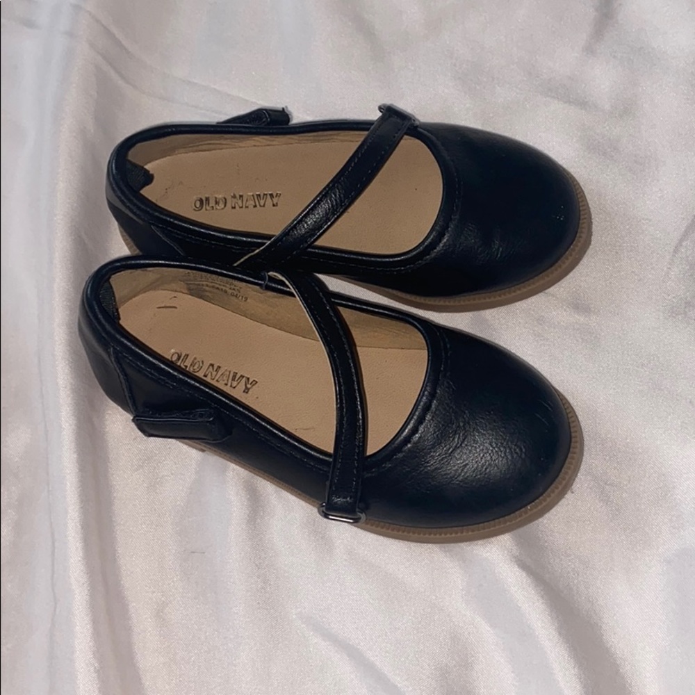 Old Navy Black moccasins